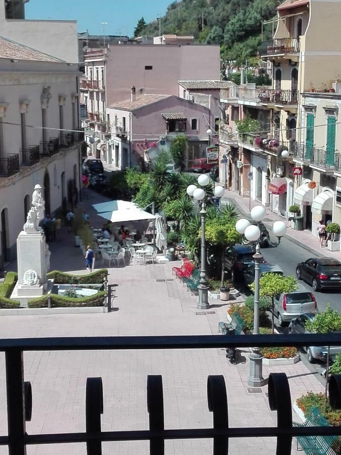 Plaza Giardini Naxos Exterior foto